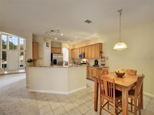 2400 Nan LN, Cedar Park, TX 78613