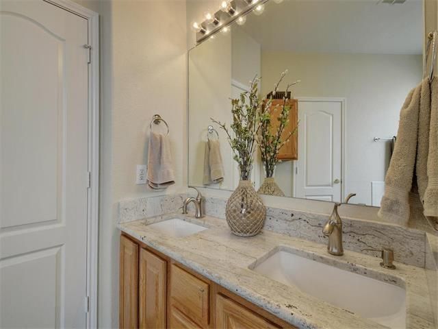 2400 Nan LN, Cedar Park, TX 78613