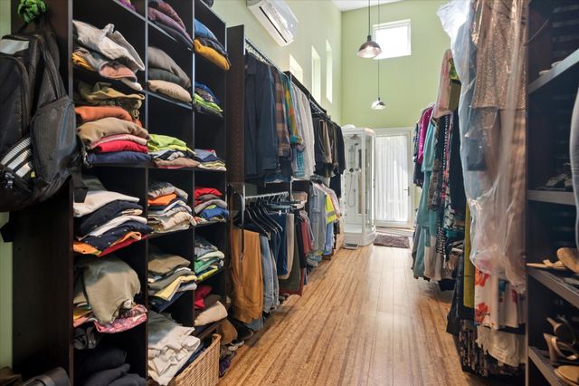 8910 San Fernando Way, Dallas, TX 75218