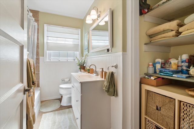 8910 San Fernando Way, Dallas, TX 75218