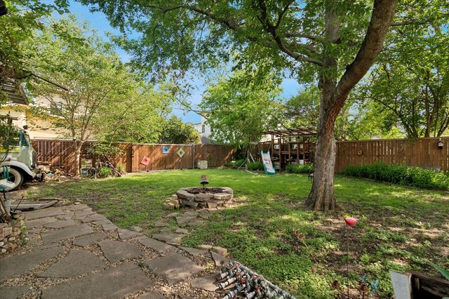 8910 San Fernando Way, Dallas, TX 75218