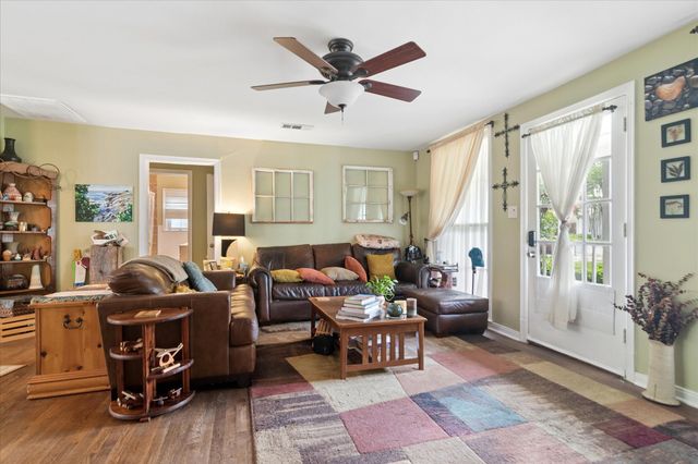 8910 San Fernando Way, Dallas, TX 75218