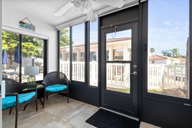 110 VISTA HERMOSA CIRCLE 106B, Sarasota, FL 34242