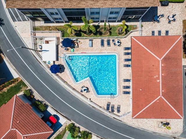 110 VISTA HERMOSA CIRCLE 106B, Sarasota, FL 34242