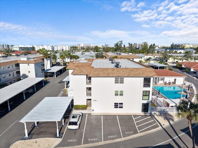 110 VISTA HERMOSA CIRCLE 106B, Sarasota, FL 34242