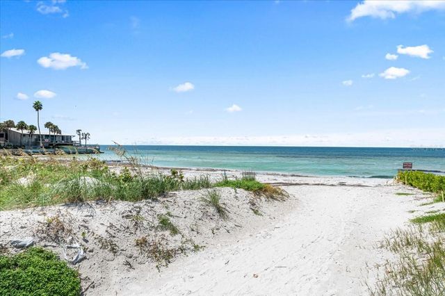 110 VISTA HERMOSA CIRCLE 106B, Sarasota, FL 34242