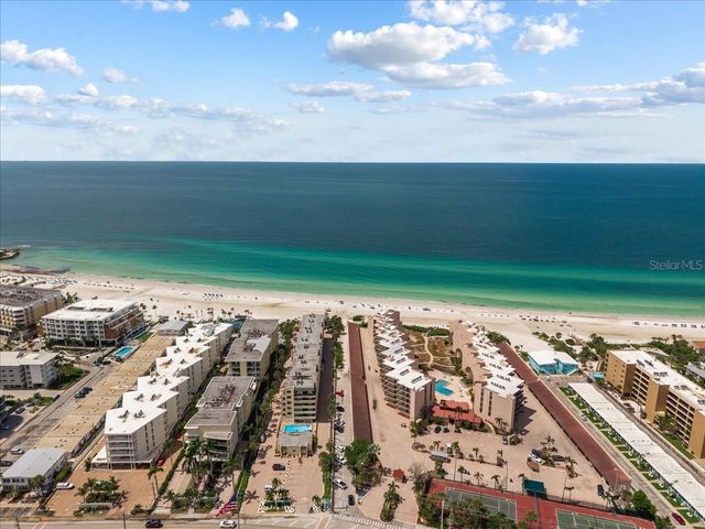 110 VISTA HERMOSA CIRCLE 106B, Sarasota, FL 34242