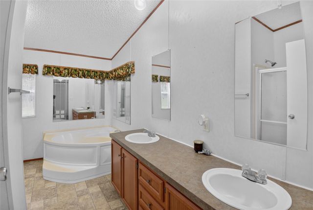 351 County Road 454, Dayton, TX 77535