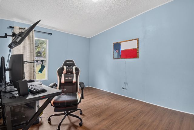 351 County Road 454, Dayton, TX 77535