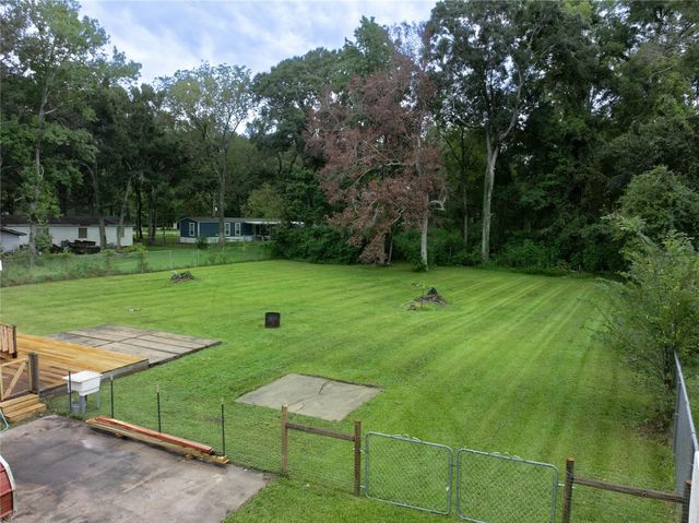 351 County Road 454, Dayton, TX 77535