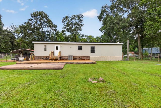 351 County Road 454, Dayton, TX 77535