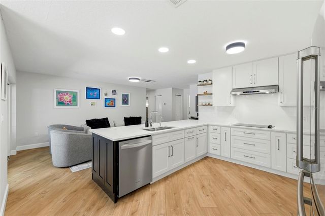 9667 123RD WAY, Seminole, FL 33772