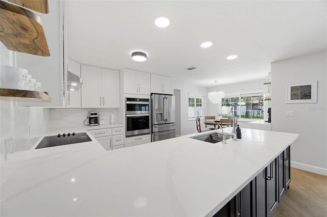 9667 123RD WAY, Seminole, FL 33772