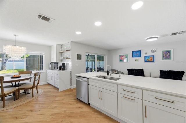 9667 123RD WAY, Seminole, FL 33772