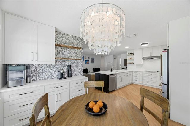 9667 123RD WAY, Seminole, FL 33772