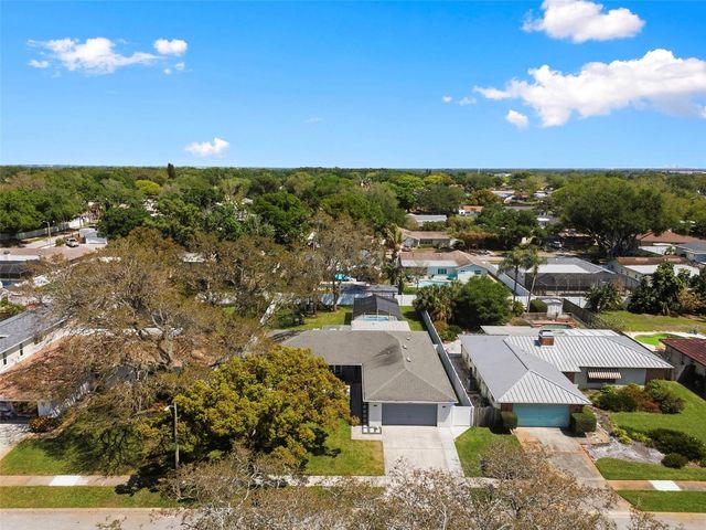 9667 123RD WAY, Seminole, FL 33772