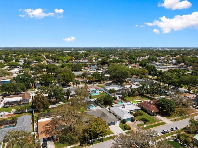 9667 123RD WAY, Seminole, FL 33772