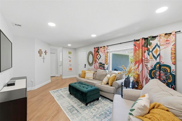 9667 123RD WAY, Seminole, FL 33772