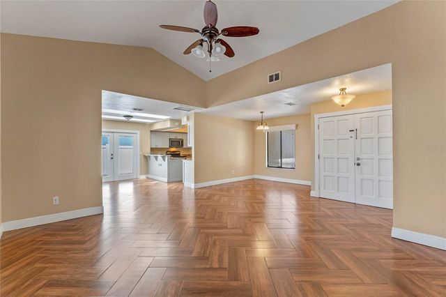 521 LAKESHORE CIRCLE, Lake Mary, FL 32746