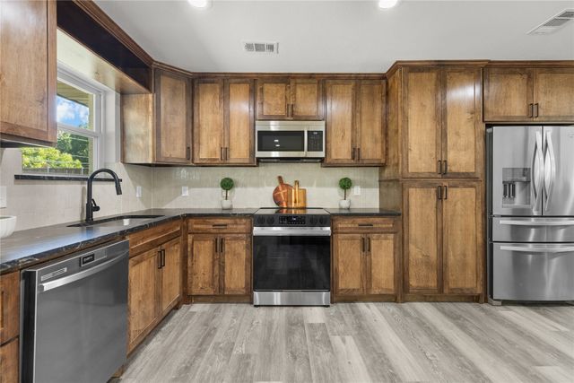 13640 Janwood Lane, Farmers Branch, TX 75234