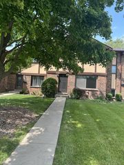 18W118 14th Street, Villa Park, IL 60181