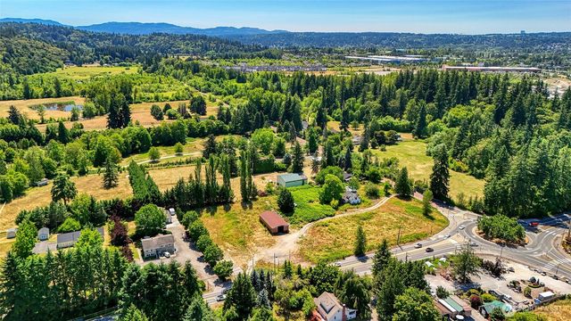 19711 NE Union Hill Road, Redmond, WA 98053