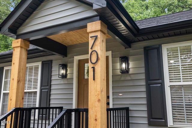 701 E Lavender Avenue, Durham, NC 27704