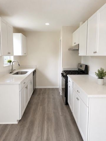 14531 Essendine Lane, Houston, TX 77045