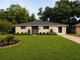 14531 Essendine Lane, Houston, TX 77045