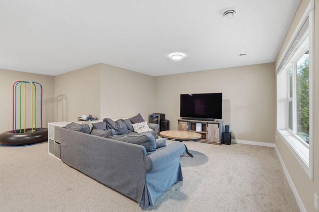 1860 White Pine Court, Stillwater, MN 55082