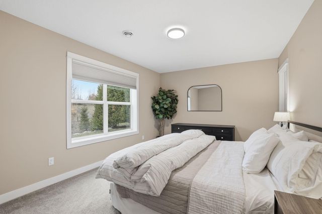 1860 White Pine Court, Stillwater, MN 55082