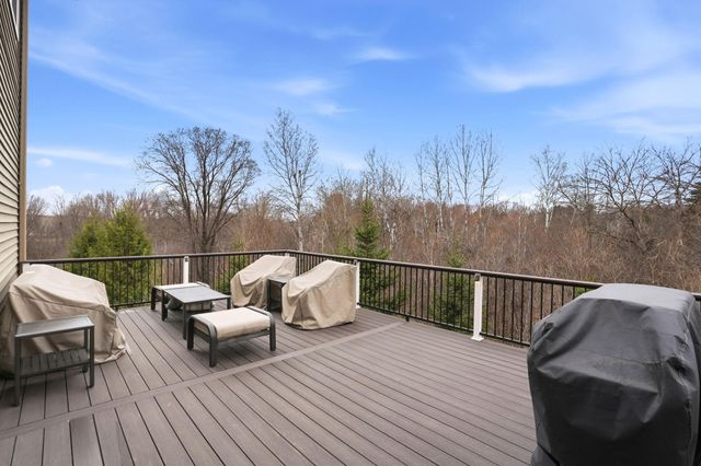 1860 White Pine Court, Stillwater, MN 55082