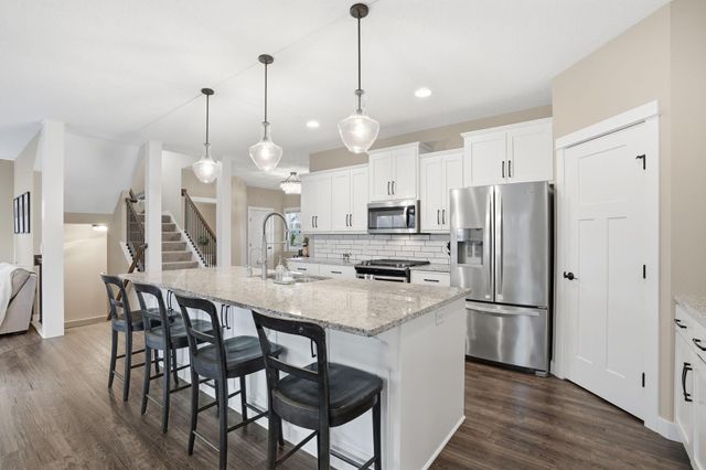 1860 White Pine Court, Stillwater, MN 55082