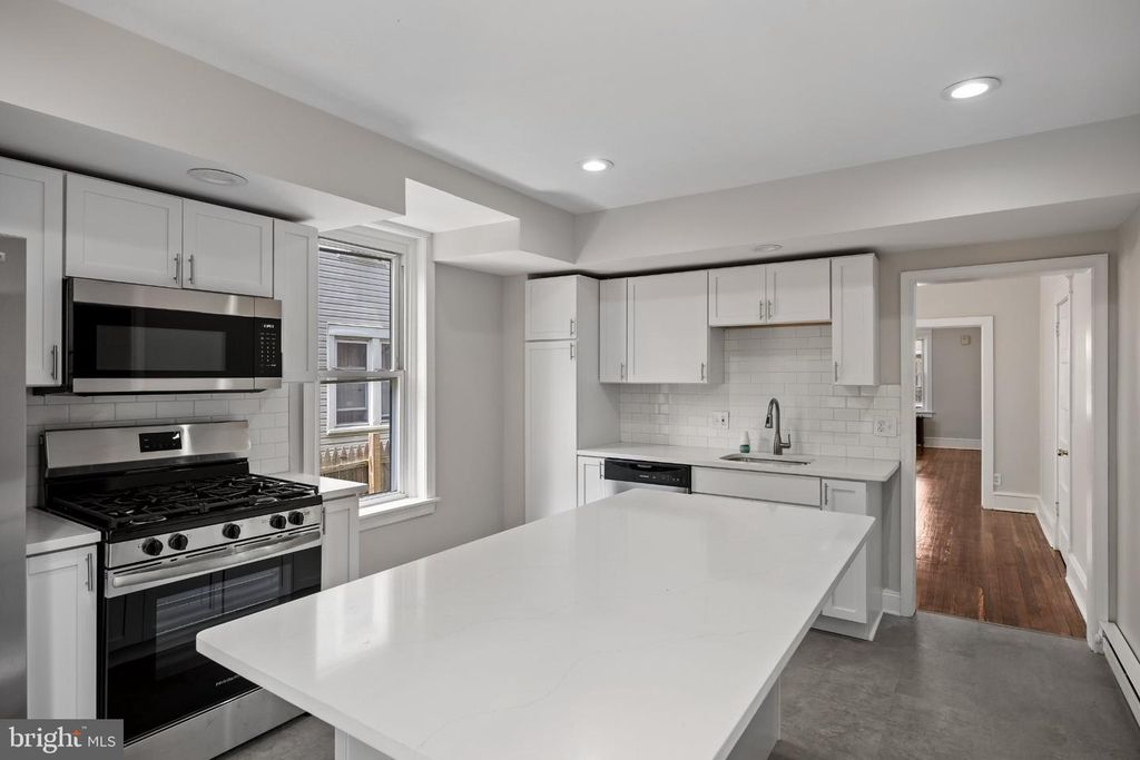 43 E 24TH ST, Chester, PA 19013