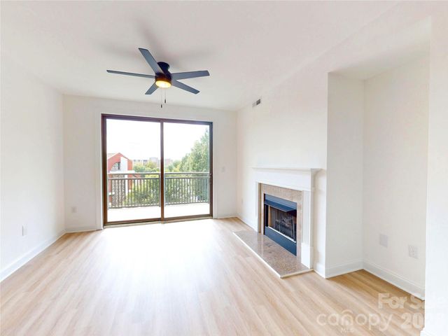 718 W Trade Street 412, Charlotte, NC 28202