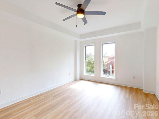 718 W Trade Street 412, Charlotte, NC 28202