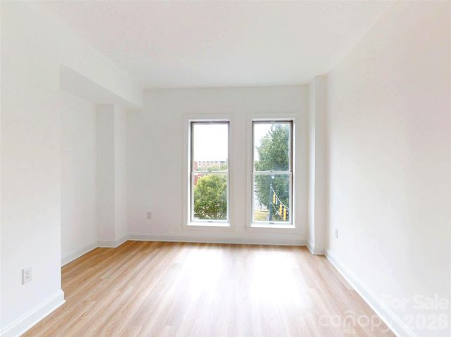 718 W Trade Street 412, Charlotte, NC 28202