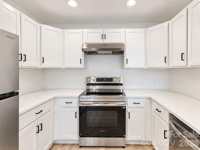 718 W Trade Street 412, Charlotte, NC 28202