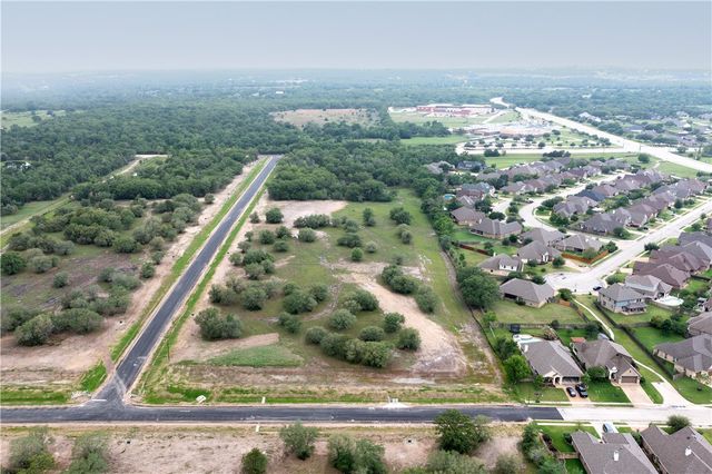 4200 Smalls Creek Road, College Station, TX 77845