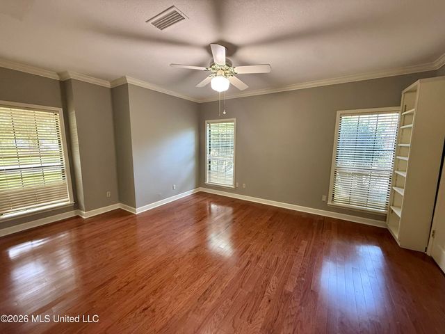 1402 Abbeyville Street, Pascagoula, MS 39581