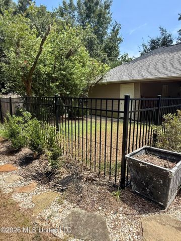 1402 Abbeyville Street, Pascagoula, MS 39581