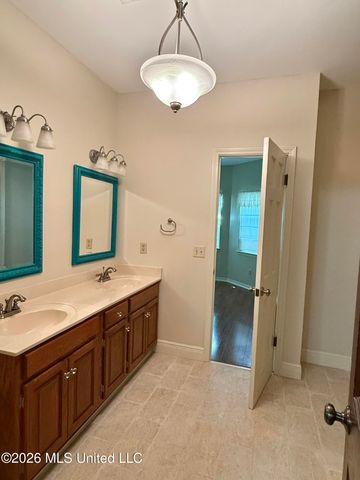 1402 Abbeyville Street, Pascagoula, MS 39581