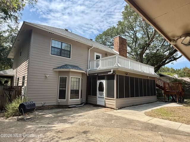 1402 Abbeyville Street, Pascagoula, MS 39581