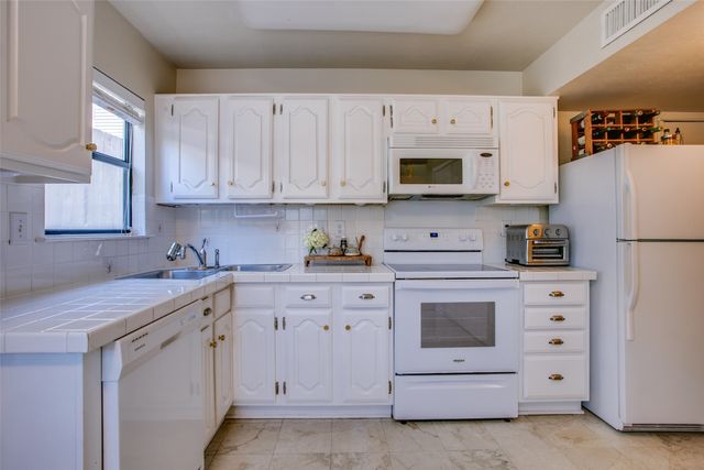 3503 Word Street, Dallas, TX 75204