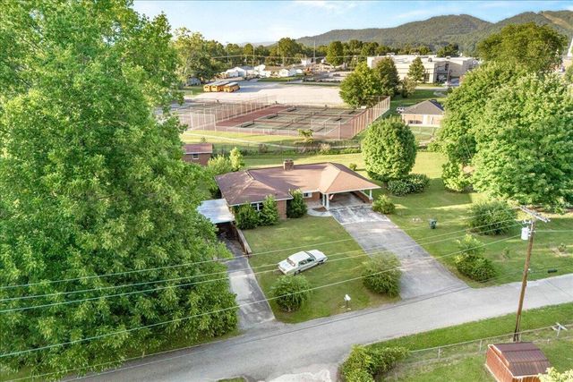 20 N 12th Street, Williamsburg, KY 40769