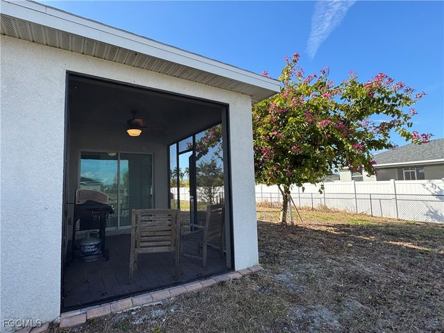 2201 NW 24th TER, Cape Coral, FL 33993