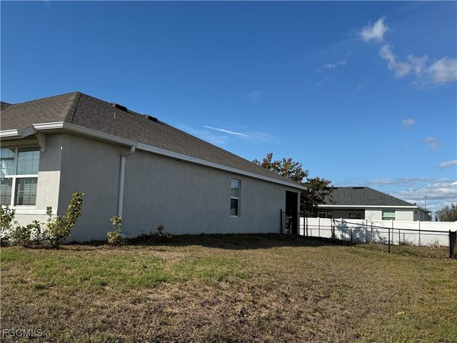 2201 NW 24th TER, Cape Coral, FL 33993