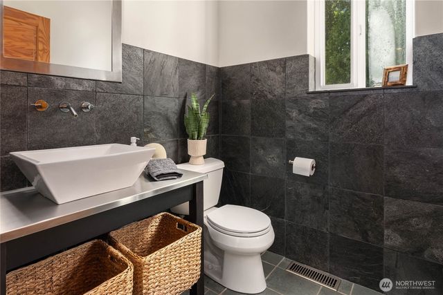 1744 Gasman Road, Port Angeles, WA 98362