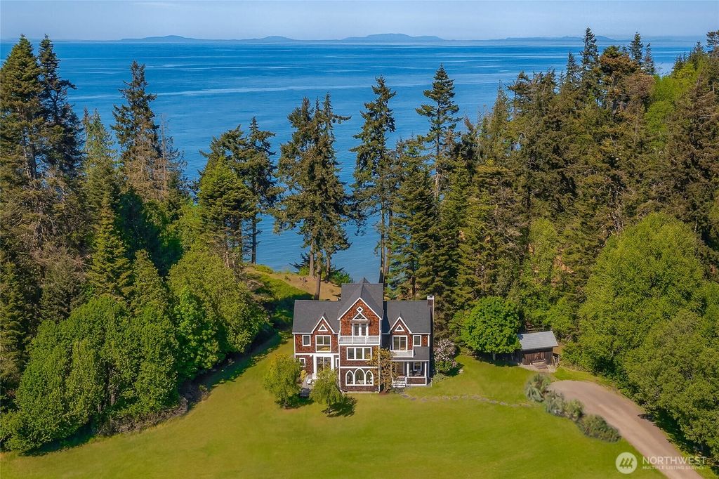 1744 Gasman Road, Port Angeles, WA 98362