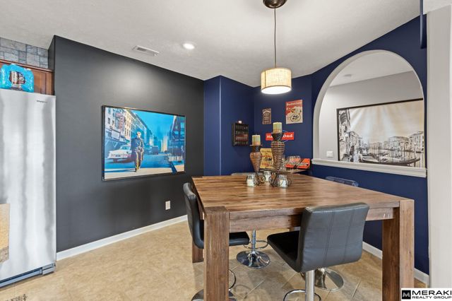 6705 N 162nd Street, Omaha, NE 68116